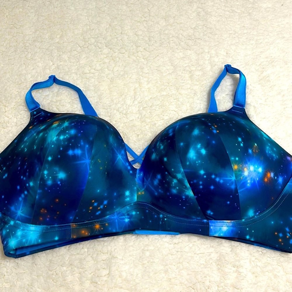 Torrid  Black Galaxy Sports Bra Size 42DDD